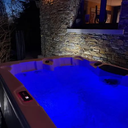 Piscine Vue Panoramique Sur Gerardmer Et Le Hohneck 샬레 *