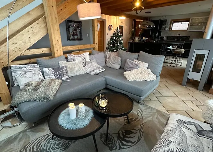 Piscine Vue Panoramique Sur Gerardmer Et Le Hohneck 르톨리